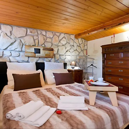 Corte Dei Ventimiglia * Montelepre